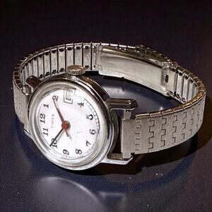 VTG Timex Casual Watch Womens Stainless Fold Over Clasp Bracelet Manual RUNS